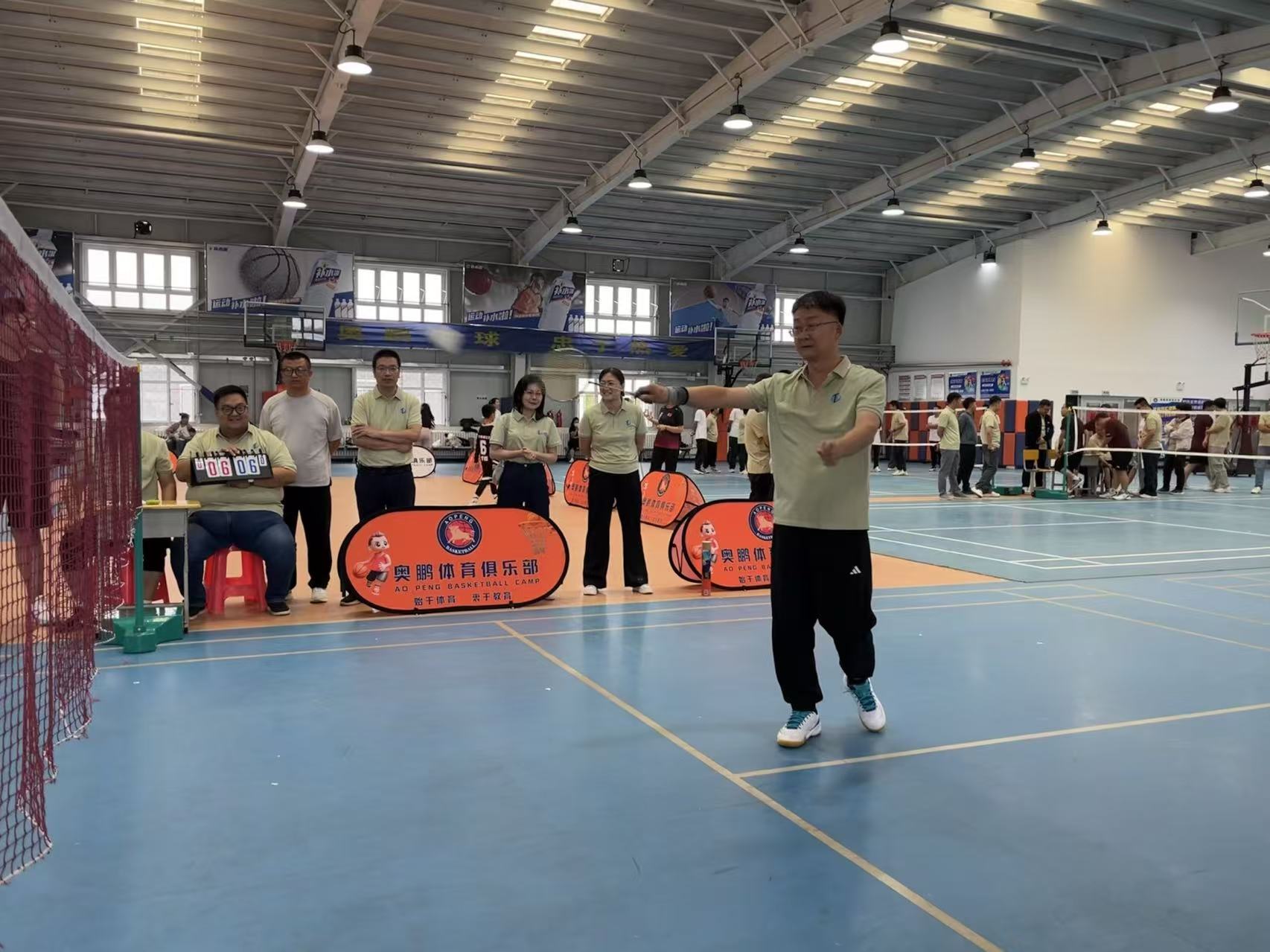 “七秩羽梦·谁‘羽’争锋”——七师设计院建院70周年羽毛球赛正式开赛